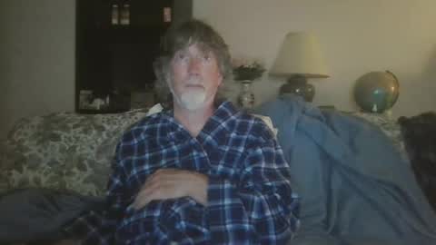 Snapshot of silverfunfox chatting on June 2026 03:07:01 AM silverfunfox online show from June 2026 03:07:01 AM