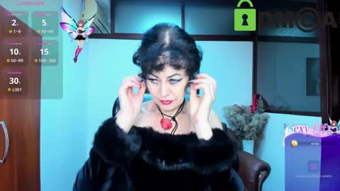 Snapshot of silvia_wallec chatting on March 2025 06:37:02 AM Silvia Wallec online show from March 2025 06:37:02 AM