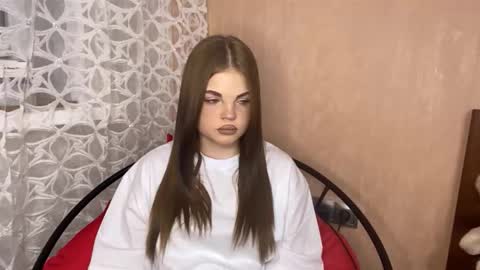 Snapshot of simamesaros chatting on March 2026 03:30:01 PM Stefa online show from March 2026 03:30:01 PM