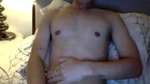 Snapshot of simon50012 chatting on February 2026 02:13:02 PM TwinkSimon online show from February 2026 02:13:02 PM