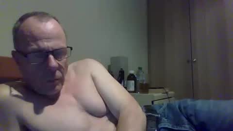 Snapshot of simon56691 chatting on January 2025 05:47:02 PM simon56691 online show from January 2025 05:47:02 PM