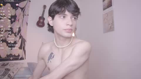 Snapshot of simon_bane01 chatting on September 2025 06:22:01 PM Little Sunshine online show from September 2025 06:22:01 PM