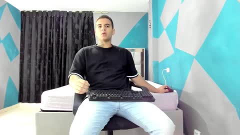 SIMON KELER online show from February 2025 04:03:02 AM