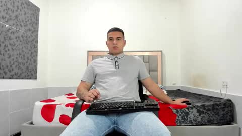 SIMON KELER online show from February 2026 01:24:01 AM