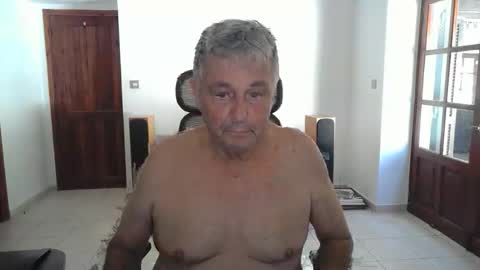 Snapshot of simonthenudist chatting on September 2025 08:58:02 AM Simon online show from September 2025 08:58:02 AM