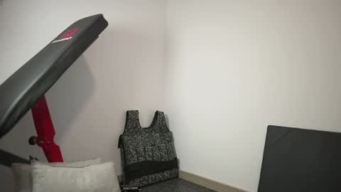 Snapshot of simoon_01 chatting on January 2025 03:26:01 AM SIMOON online show from January 2025 03:26:01 AM