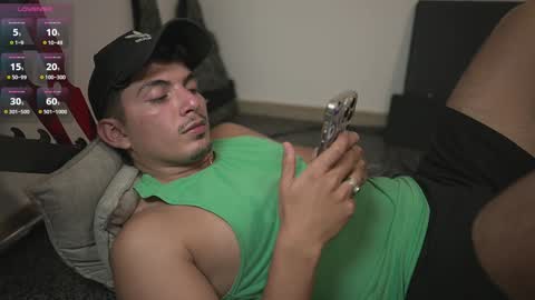 Snapshot of simoon_01 chatting on February 2025 04:06:01 AM SIMOON online show from February 2025 04:06:01 AM