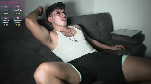 Snapshot of simoon_01 chatting on October 2025 04:12:02 AM SIMOON online show from October 2025 04:12:02 AM