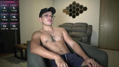 Snapshot of simoon_01 chatting on October 2025 06:08:01 AM SIMOON online show from October 2025 06:08:01 AM