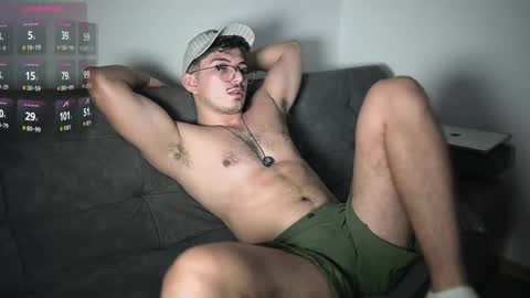 Snapshot of simoon_01 chatting on November 2025 05:28:02 AM SIMOON online show from November 2025 05:28:02 AM