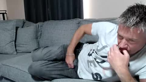 Snapshot of simplelife0 chatting on July 2026 03:47:02 PM Ricky online show from July 2026 03:47:02 PM