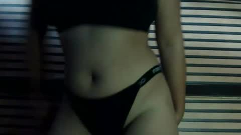 simply_y0urs online show from January 2025 07:05:01 AM