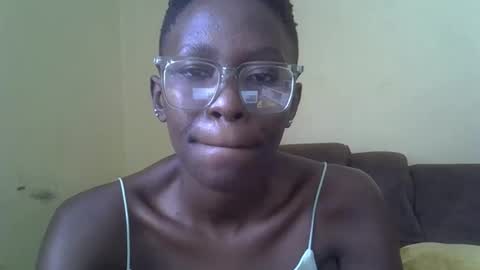 simplyloy33 online show from November 2025 08:36:02 AM