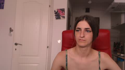 simyhvn online show from July 2026 09:27:01 AM