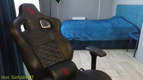 Richard online show from November 2025 09:33:02 AM