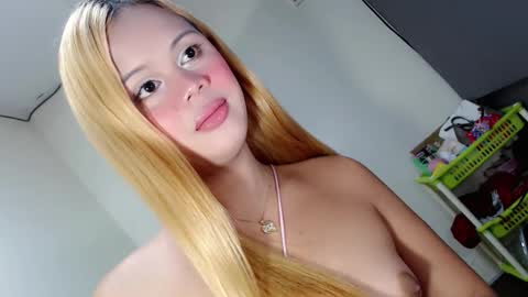 sinfulrose_ online show from March 2026 07:09:02 AM