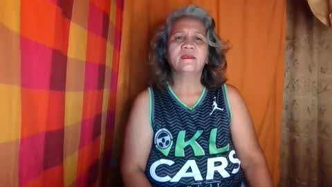 Snapshot of single_momma68 chatting on January 2025 12:50:02 PM Single momma68 online show from January 2025 12:50:02 PM