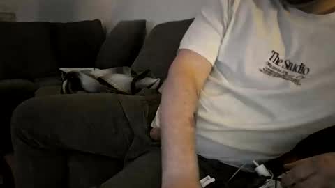 sinned09 online show from April 2026 10:57:02 PM