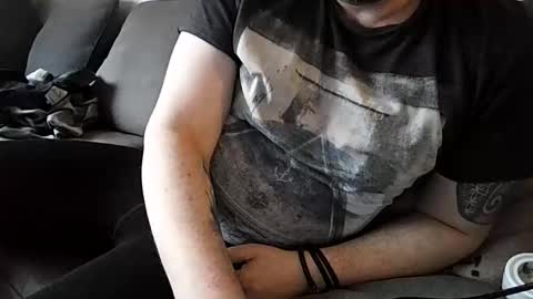 sinned09 online show from April 2026 06:01:01 PM