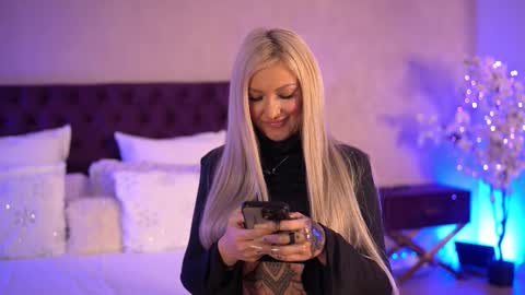 Snapshot of sinners_muse chatting on January 2026 09:47:01 AM Sinners Muse online show from January 2026 09:47:01 AM