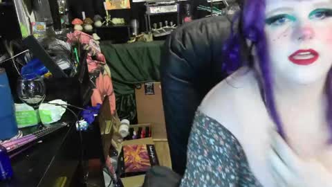 Sinstress hemlock online show from April 2026 02:14:02 AM