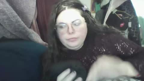 Siofra online show from March 2025 07:51:02 AM