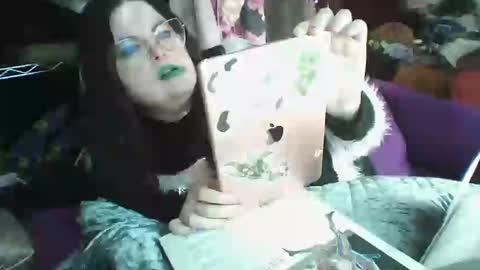 Siofra online show from March 2025 07:09:02 PM