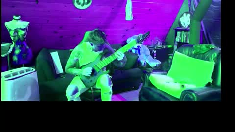 Dustbunnyfoofoo online show from October 2025 08:06:02 PM