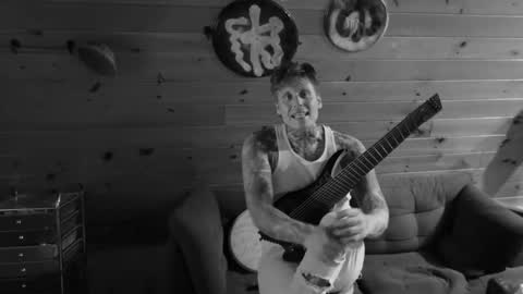 Dustbunnyfoofoo online show from October 2025 07:27:02 AM