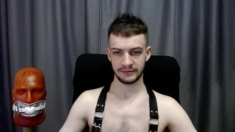 Snapshot of sir_damien chatting on December 2025 03:37:02 AM Sir Damien online show from December 2025 03:37:02 AM