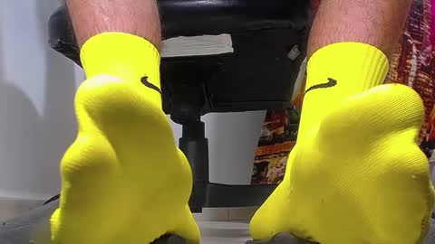 Snapshot of sir_kev66 chatting on February 2025 12:17:01 AM only foot worshipers here online show from February 2025 12:17:01 AM