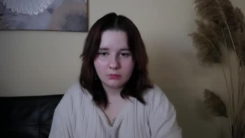 Snapshot of siren_dahlia_ chatting on November 2025 07:21:01 PM Mina online show from November 2025 07:21:01 PM