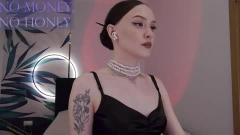 Goddess Sirena online show from March 2026 02:46:02 PM