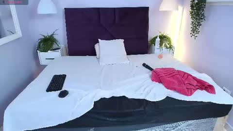 Snapshot of sirenyrouss chatting on July 2026 10:12:02 PM sirenyrouss online show from July 2026 10:12:02 PM