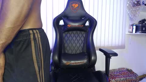 Snapshot of siriss_boyrag chatting on September 2025 08:11:02 PM siriss_boyrag online show from September 2025 08:11:02 PM