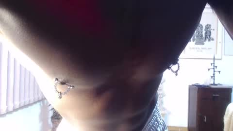 Snapshot of siriss_boyrag chatting on September 2025 01:33:02 AM siriss_boyrag online show from September 2025 01:33:02 AM