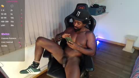 Snapshot of siriss_boyrag chatting on December 2025 01:48:02 AM siriss_boyrag online show from December 2025 01:48:02 AM