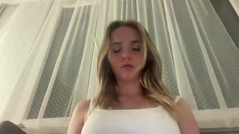 Sisi Bunny online show from May 2026 07:44:01 PM