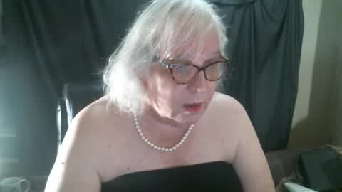 Sissy Diane online show from December 2024 12:37:01 AM