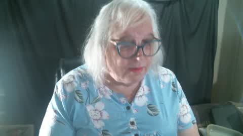 Sissy Diane online show from January 2025 12:33:01 AM