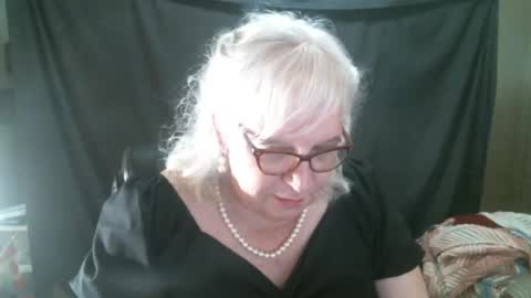 Sissy Diane online show from September 2025 11:38:02 PM
