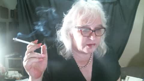 Sissy Diane online show from November 2025 12:33:01 AM