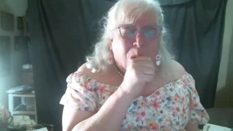 Sissy Diane online show from November 2025 01:42:02 PM