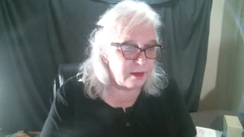 Sissy Diane online show from December 2025 12:42:01 AM