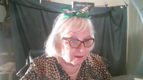 Sissy Diane online show from December 2025 12:26:02 AM