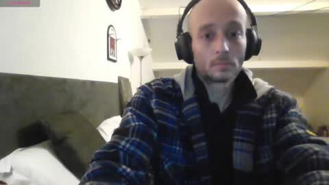 Michel online show from December 2024 04:43:01 AM