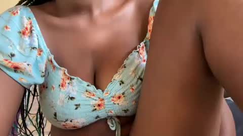 Snapshot of siswet9_ chatting on February 2025 05:05:01 AM siswet online show from February 2025 05:05:01 AM