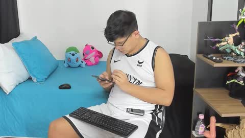 Siul Thompson online show from December 2025 11:37:02 AM