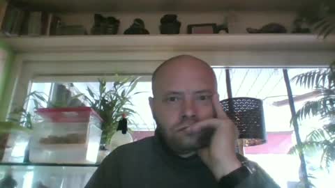 Snapshot of sixten113 chatting on July 2026 05:22:01 AM sixten113 online show from July 2026 05:22:01 AM