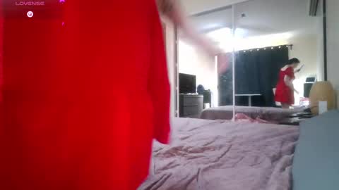 Snapshot of sizzlemewet chatting on December 2024 01:32:02 AM sizzlemewet online show from December 2024 01:32:02 AM